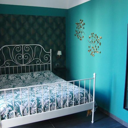 La Stanza A Parte Hotel เนเปิลส์ ภายนอก รูปภาพ